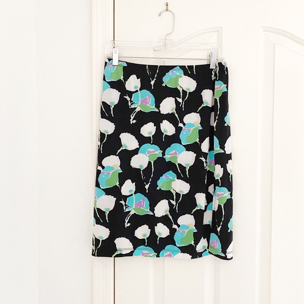 BCBG Max Azria Black Floral Print Short Skirt